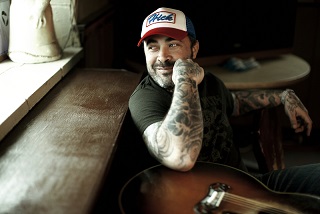 Aaron Lewis Jerry Nelson s Hill Country and The Backyard Music